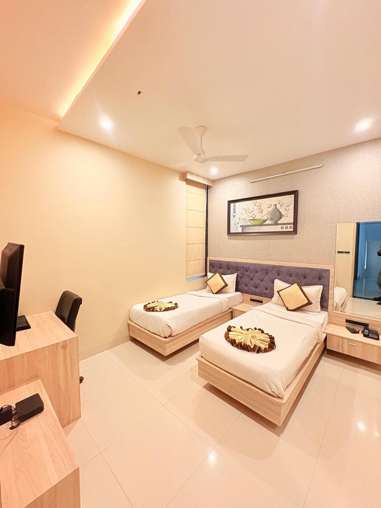 Parampara Hotels And Resorts Udaipur Buitenkant foto